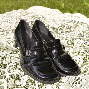 Bandolino Women's Black Crocodile Loafer Size 7.5 Block Heel
